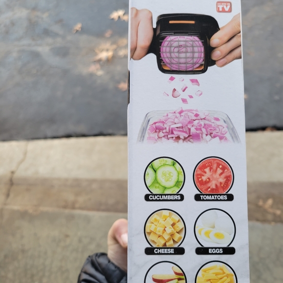 NEW Nutri Chopper Squeezed and Chop - Picture 2 of 3